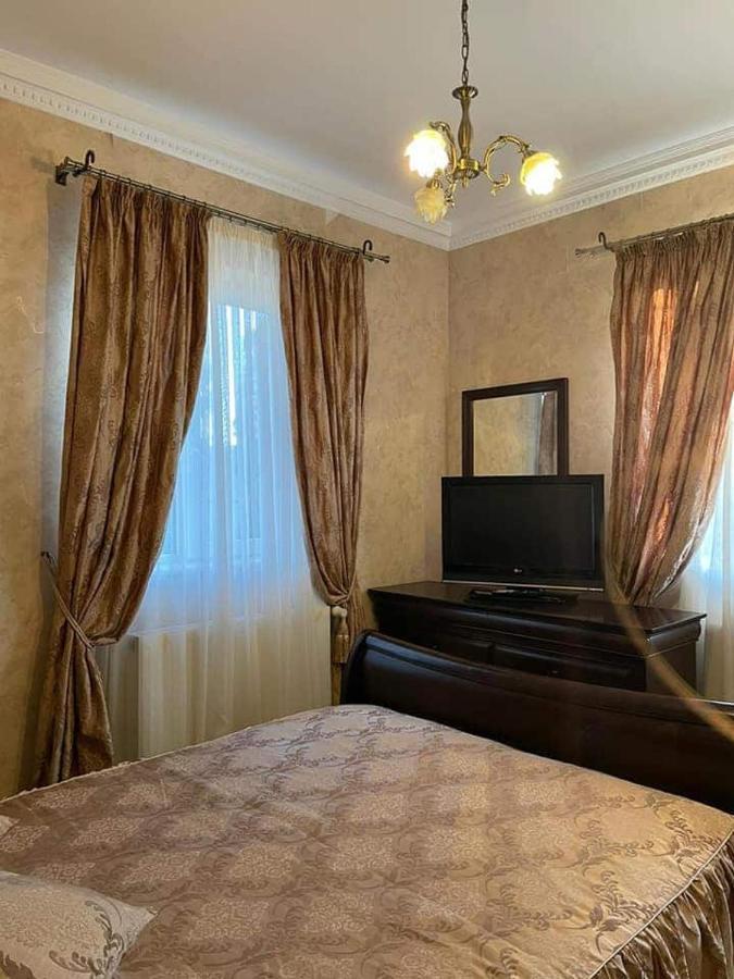 Casa Dobrescu Centura De Nord Hotel Craiova Kültér fotó