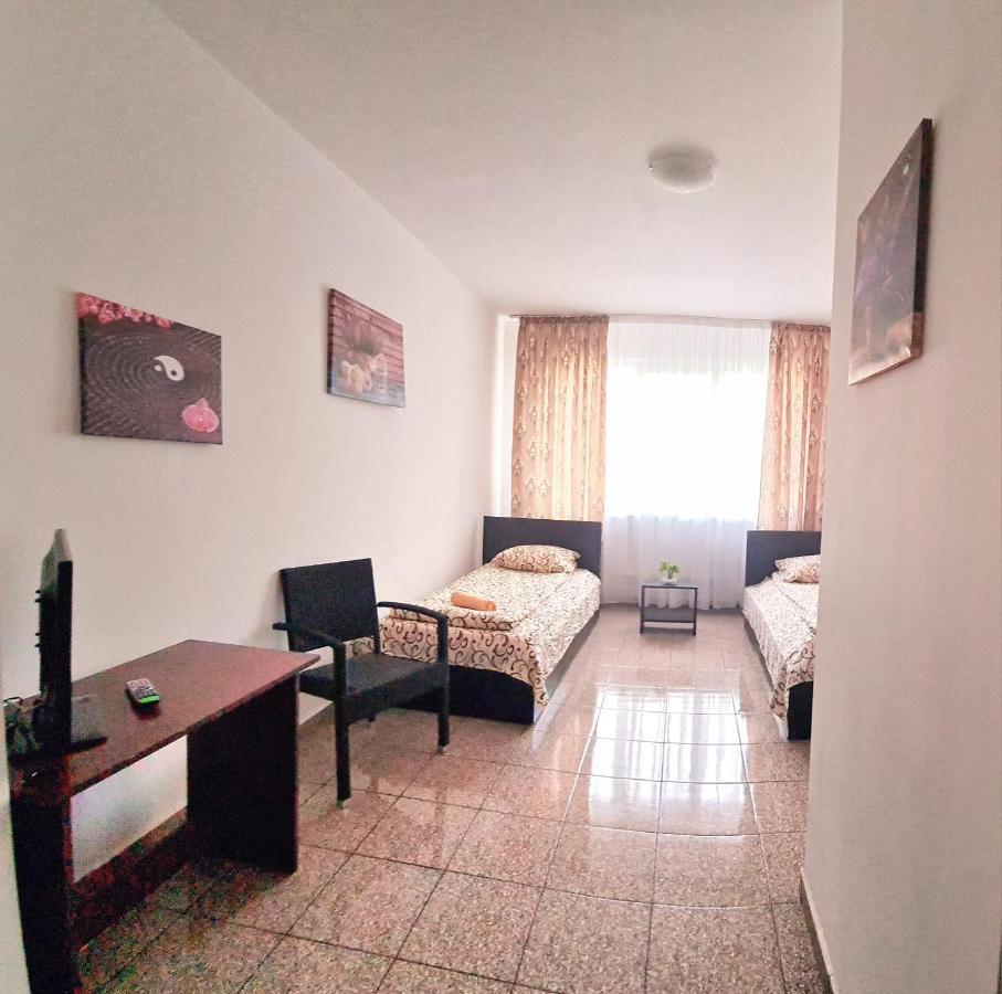 Casa Dobrescu Centura De Nord Hotel Craiova Kültér fotó