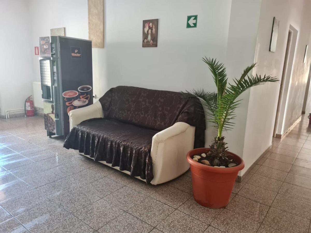 Casa Dobrescu Centura De Nord Hotel Craiova Kültér fotó