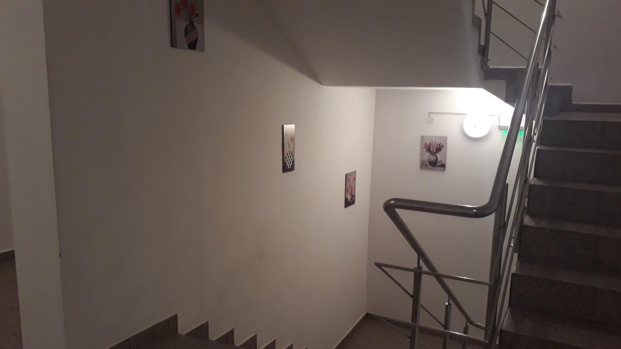 Casa Dobrescu Centura De Nord Hotel Craiova Kültér fotó