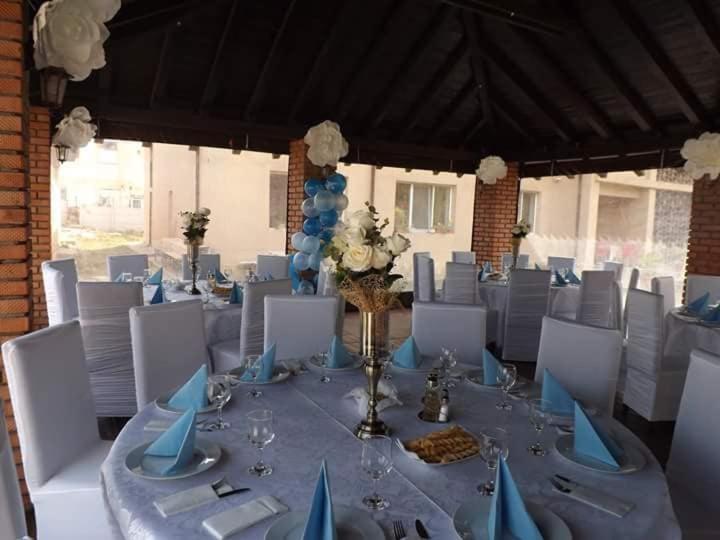 Casa Dobrescu Centura De Nord Hotel Craiova Kültér fotó