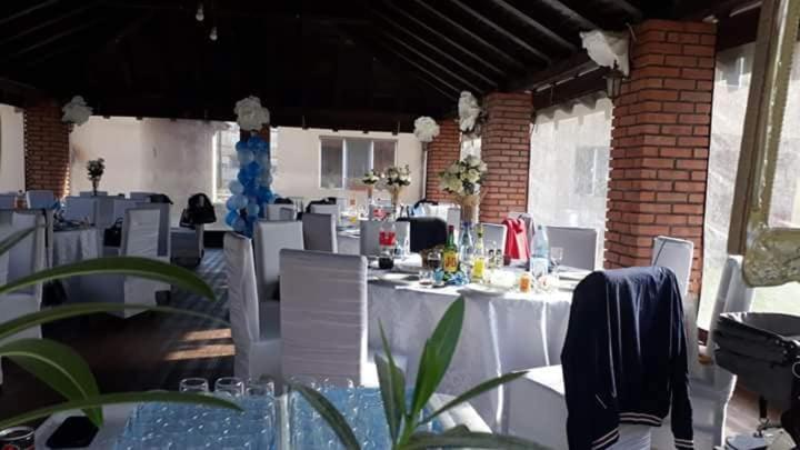 Casa Dobrescu Centura De Nord Hotel Craiova Kültér fotó